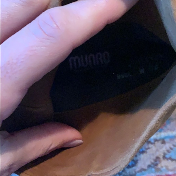 BOOTIES! - Picture 6 of 6